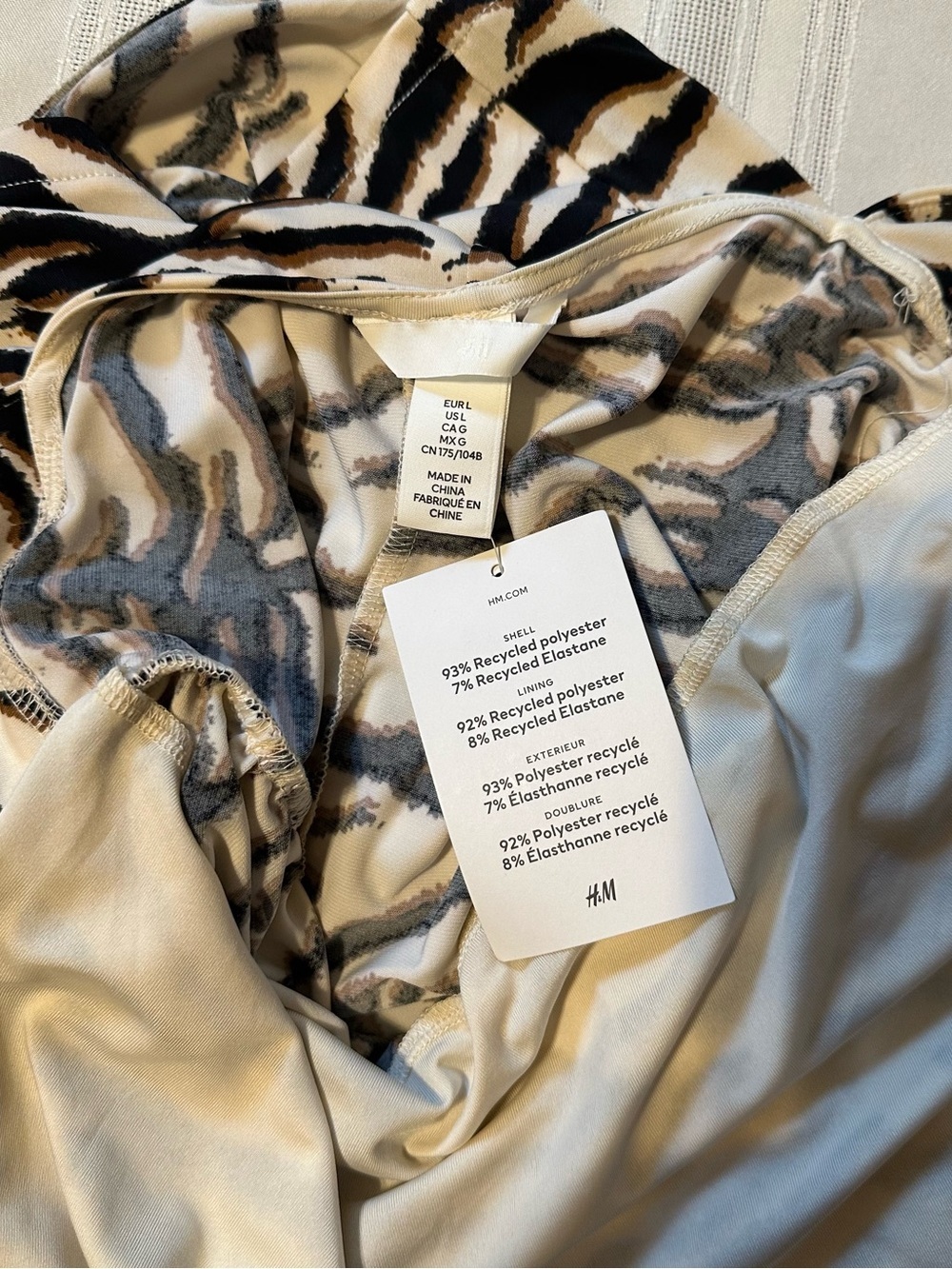 H&M Midi Dress Zebra Print Size L Women’s Black and Cream NWT - Picture 13 of 15
